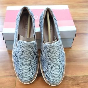 SOUL Naturalizer Womens Kemper Gray Canvas Slip-On Sneakers NWT Size 8